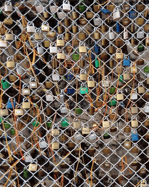 Photo de cadenas pour la protection de la vie privée face à la location de bureaux